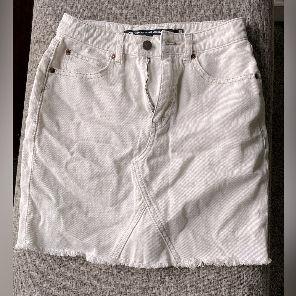 Volcom white denim high waisted skirt - Picture 1 of 3